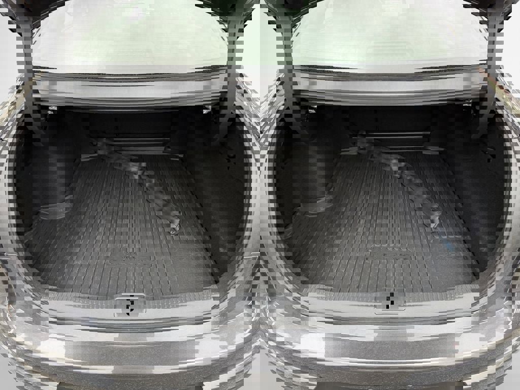 Certified 2023 Toyota Crown XLE image 25