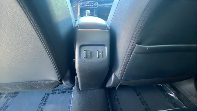 Used 2023 Nissan Kicks SR w/ SR Premium Package FWD image 22