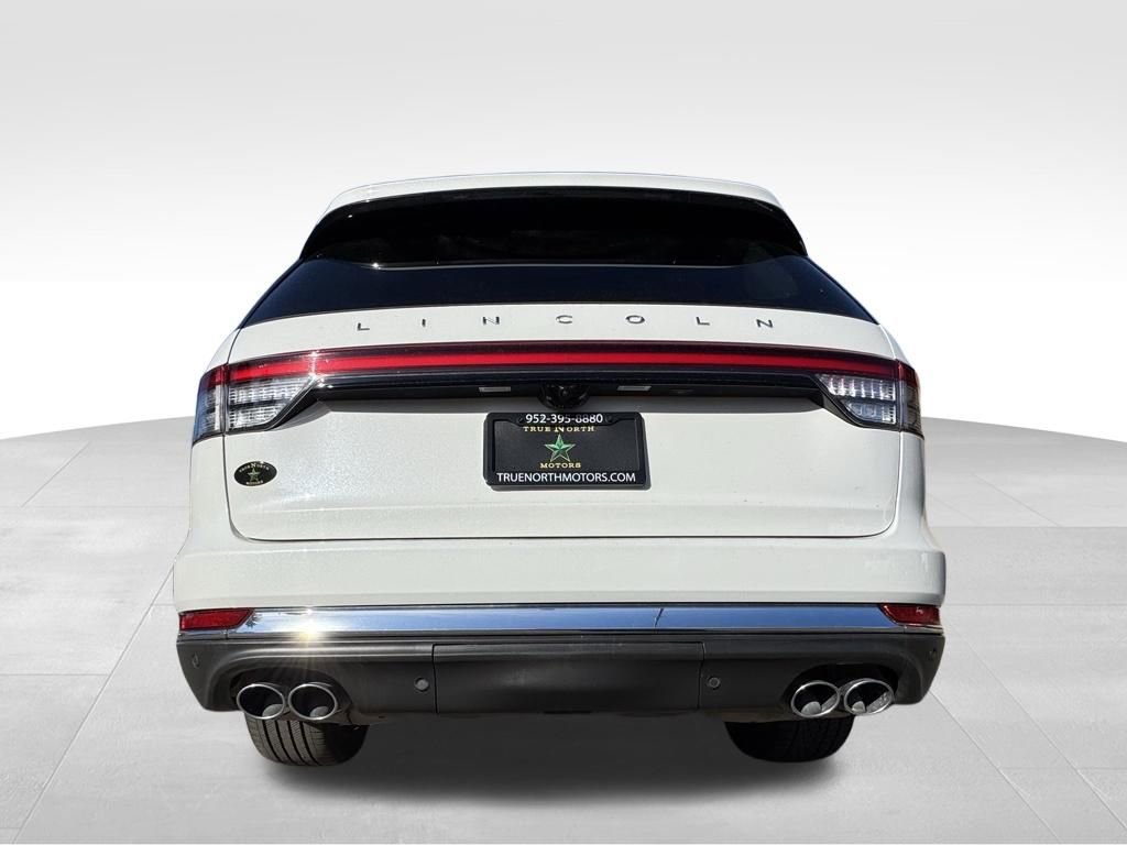 Used 2025 Lincoln Aviator Reserve w/ Equipment Group 201A image 9