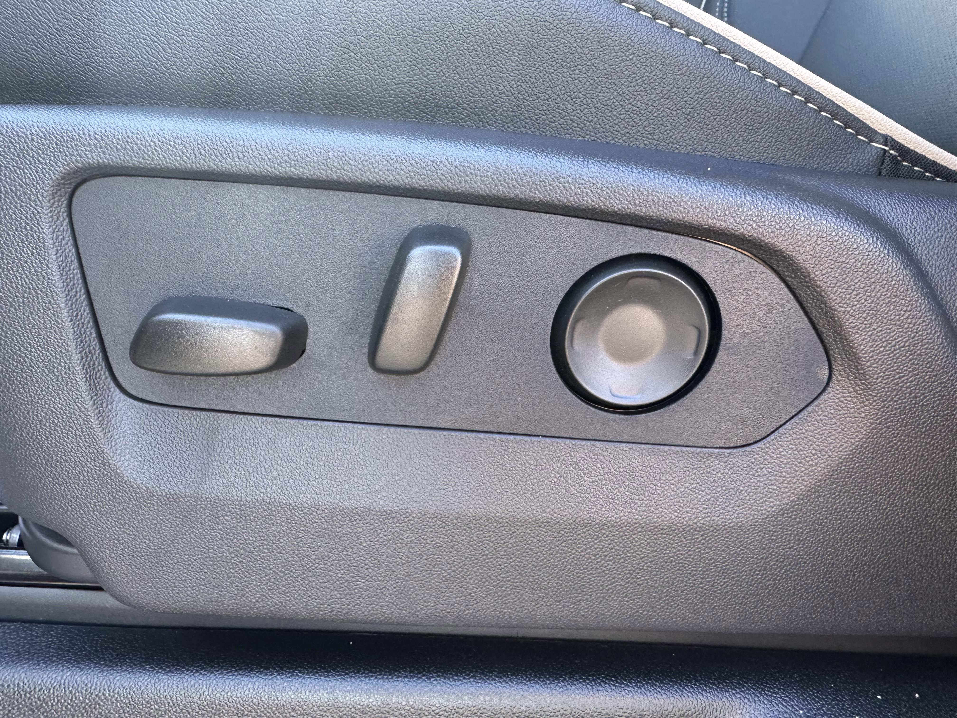 New 2026 Chevrolet Tahoe Premier image 12