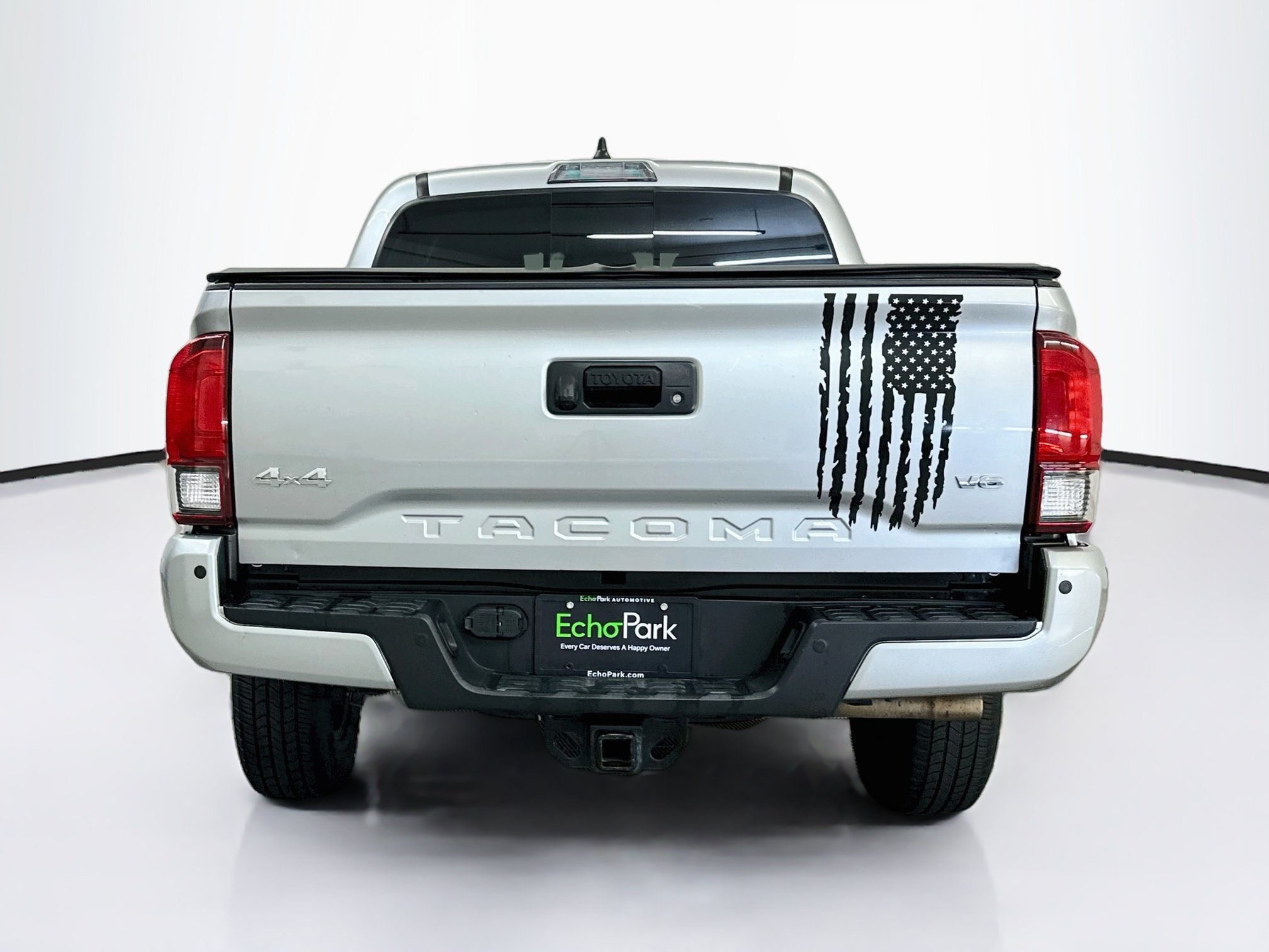 Used 2023 Toyota Tacoma SR5 AWD/4WD image 7
