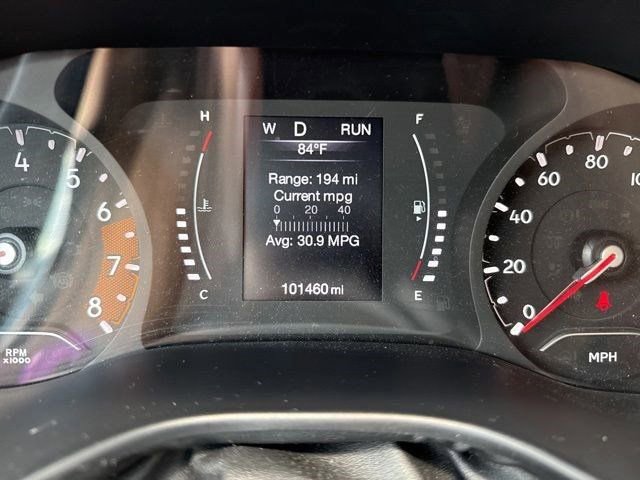 Used 2022 Jeep Compass Latitude FWD image 10