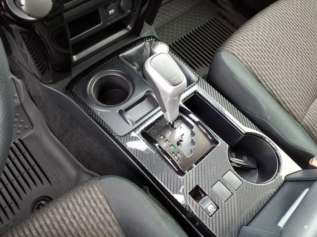 Used 2024 Toyota 4Runner TRD Off-Road image 25