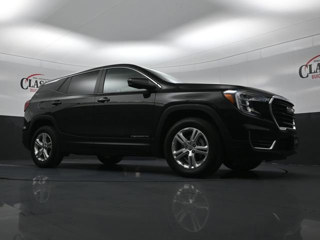 Used 2024 GMC Terrain SLE image 28