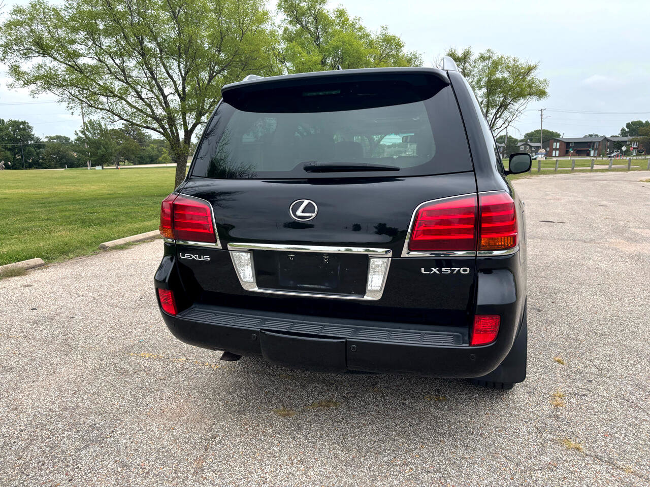 Used 2009 Lexus LX 570 4WD image 28