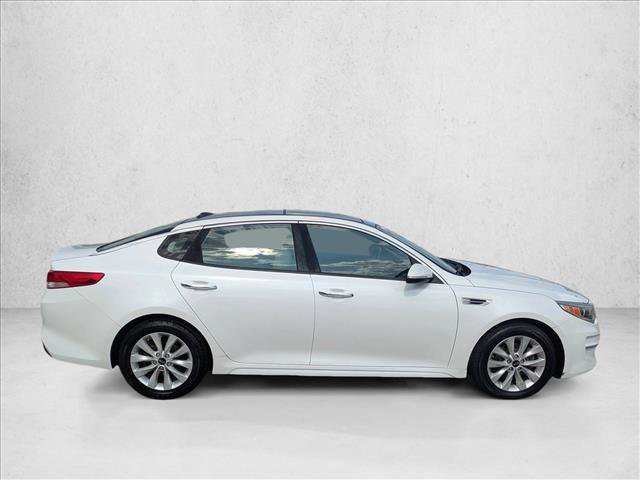 Used 2016 Kia Optima EX w/ Premium Package FWD video 4