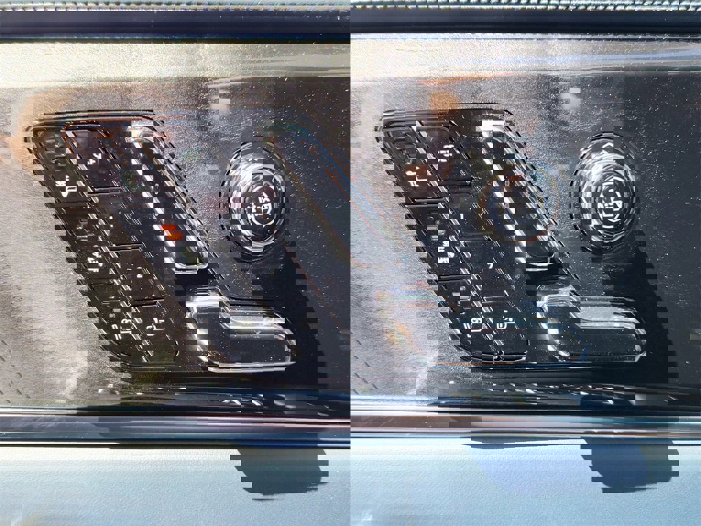 New 2025 Cadillac Escalade IQ Sport 2 image 16