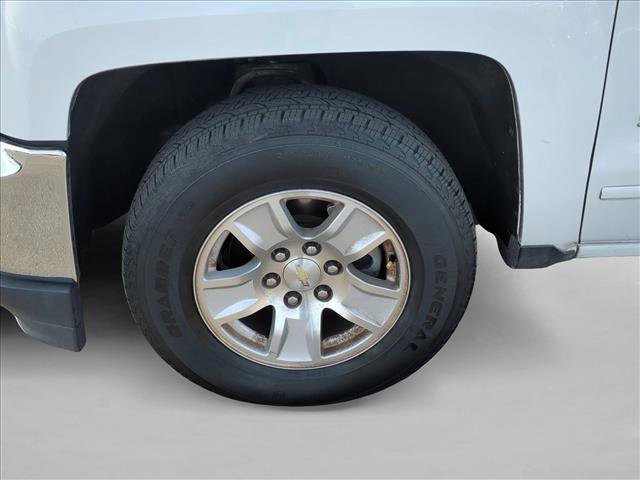 Used 2018 Chevrolet Silverado 1500 LT w/ All Star Edition image 21