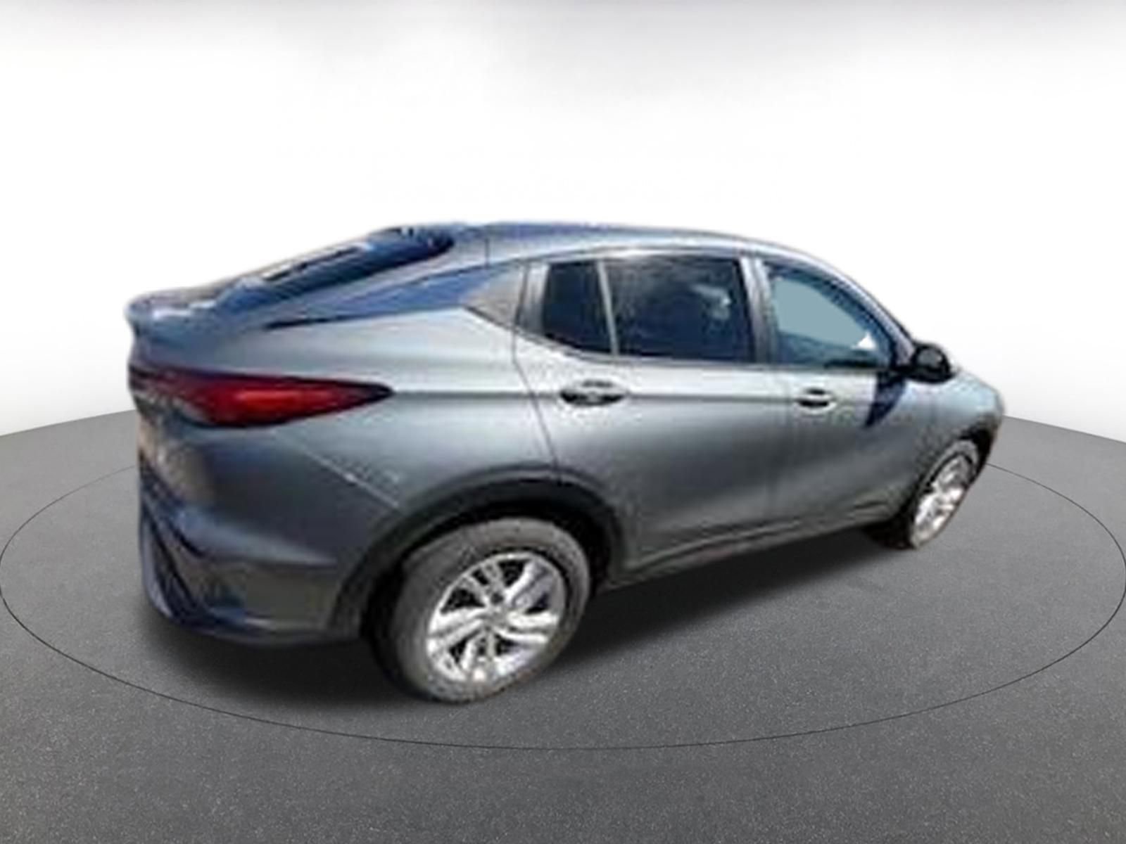 Used 2025 Buick Envista Preferred image 9