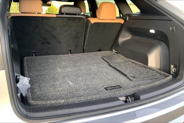 Used 2024 Volkswagen Atlas Cross Sport SEL R-Line image 20