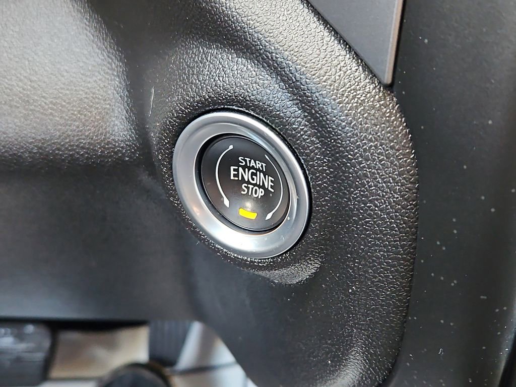 Used 2024 GMC Sierra 3500 Pro w/ Convenience Package image 18