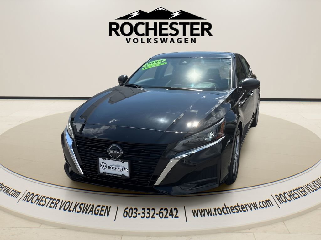 Used 2024 Nissan Altima 2.5 S FWD image 1