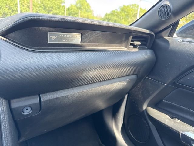 Used 2017 Ford Mustang Coupe image 27