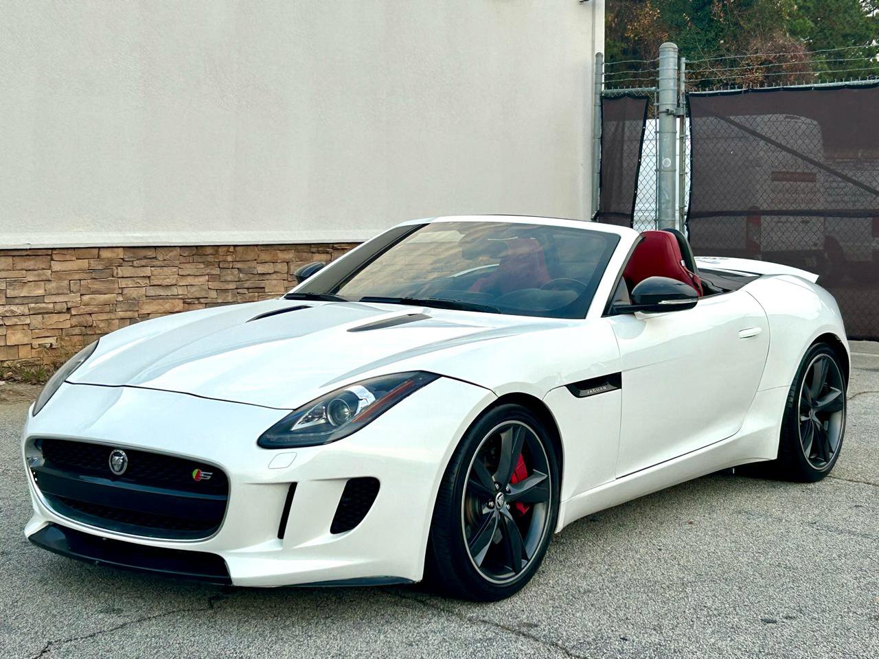 Used 2014 Jaguar F-TYPE S RWD image 2
