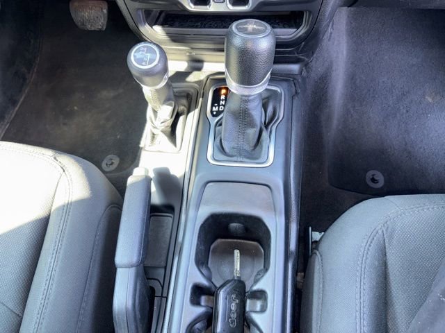 Used 2021 Jeep Gladiator Sport AWD/4WD image 10