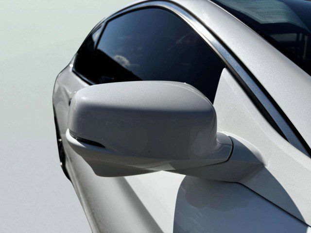 Used 2017 Honda Accord EX-L image 9