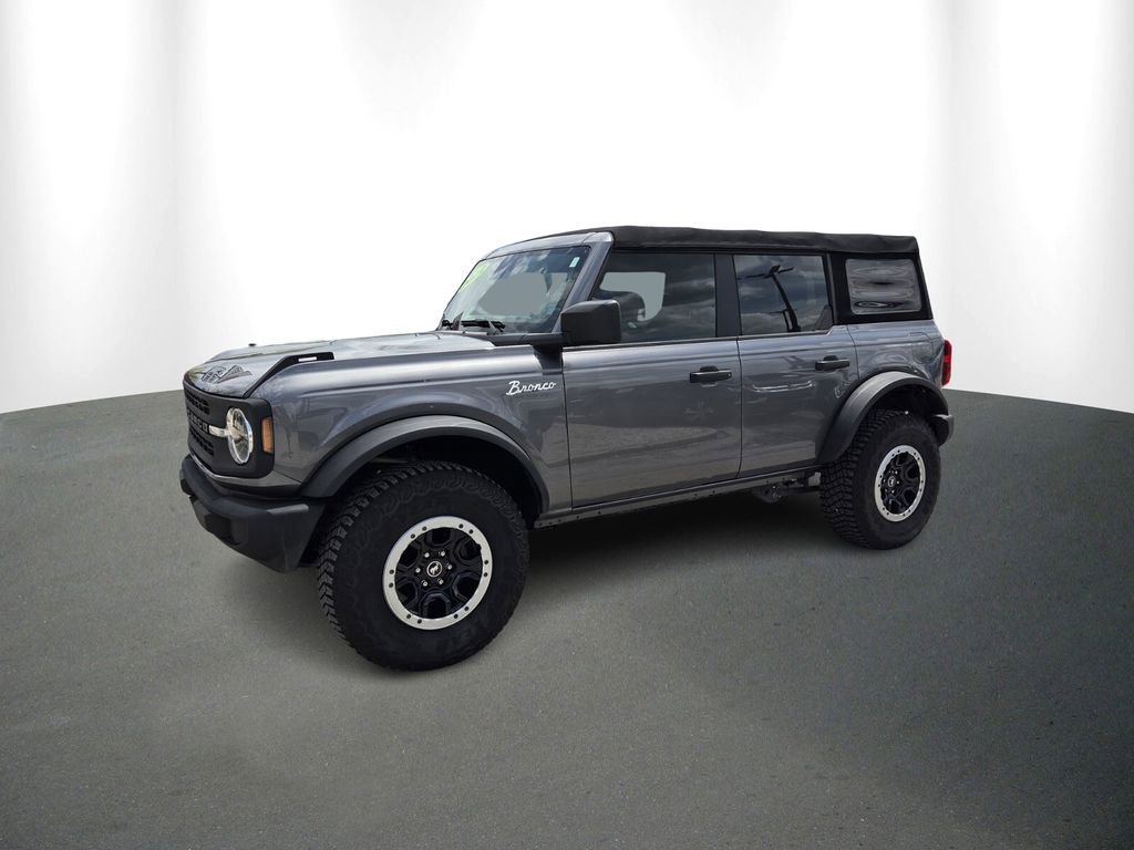 Used 2022 Ford Bronco 4-Door w/ Sasquatch Package image 2