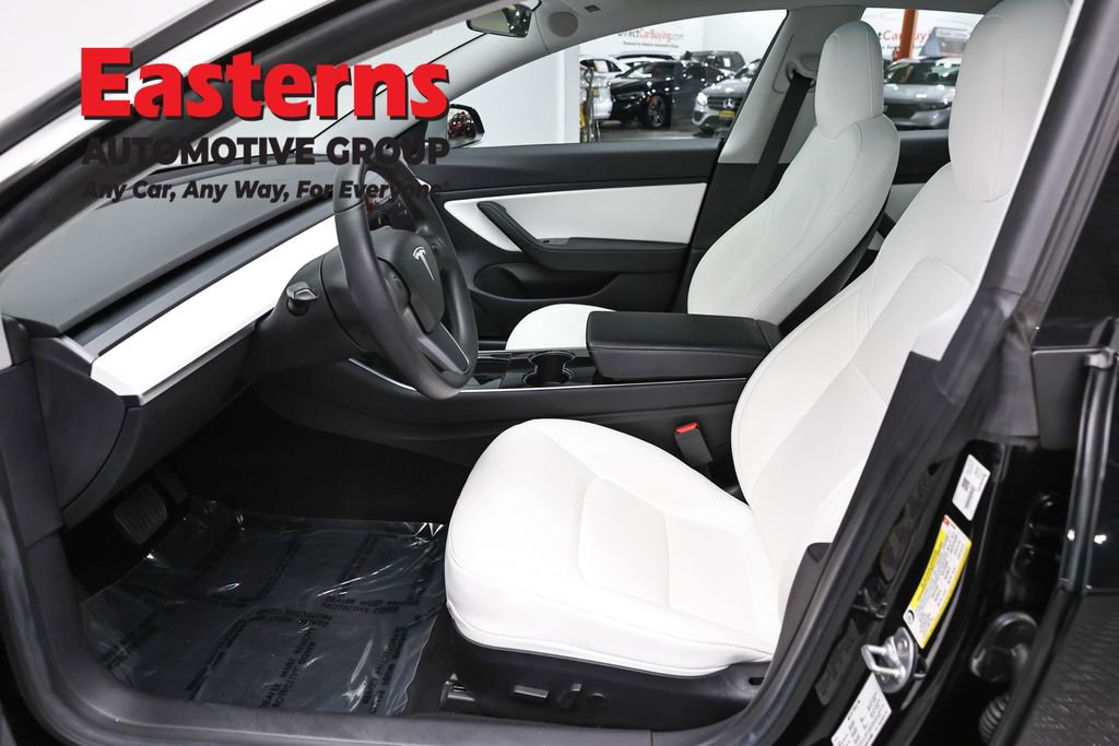 Used 2019 Tesla Model 3 Standard Range Plus image 14