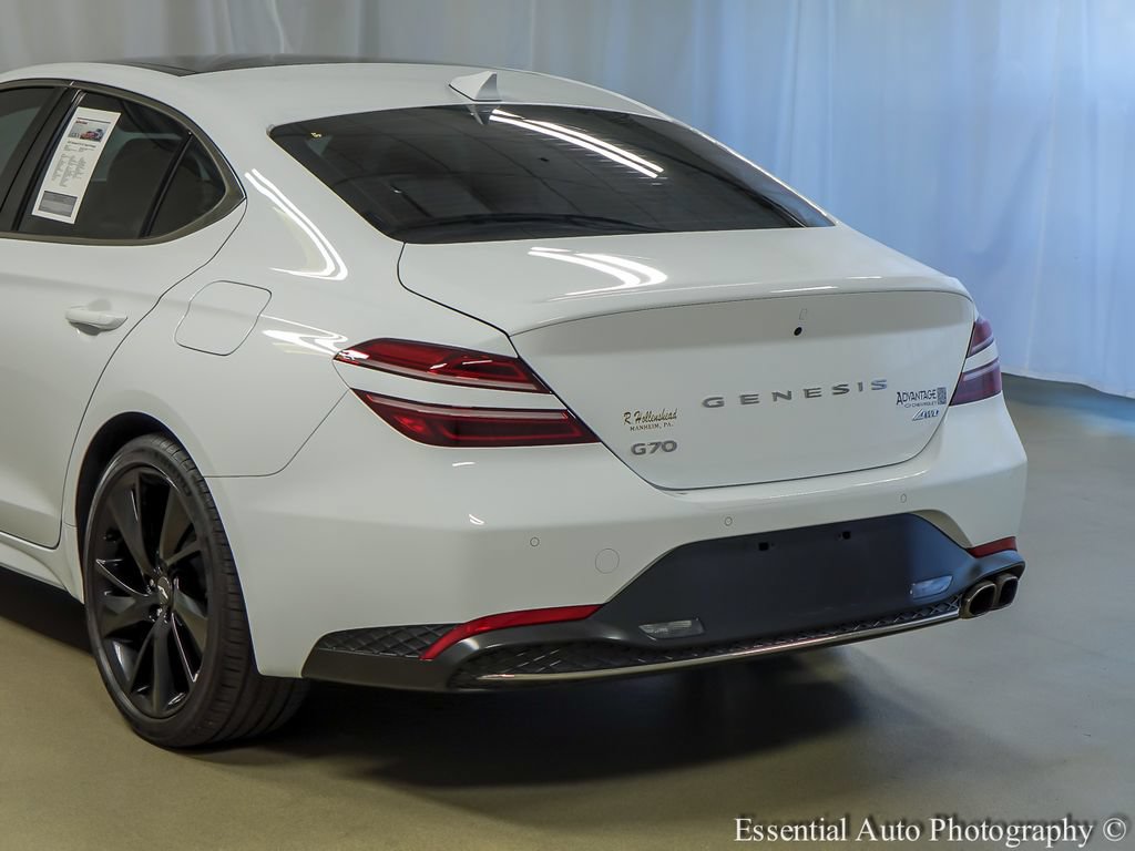 Used 2023 Genesis G70 2.0T w/ Sport Prestige Package AWD/4WD image 7