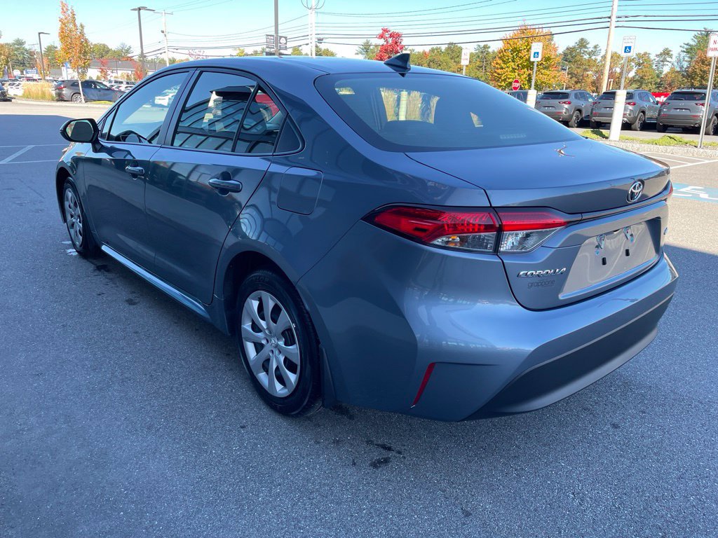 Used 2024 Toyota Corolla LE FWD image 7