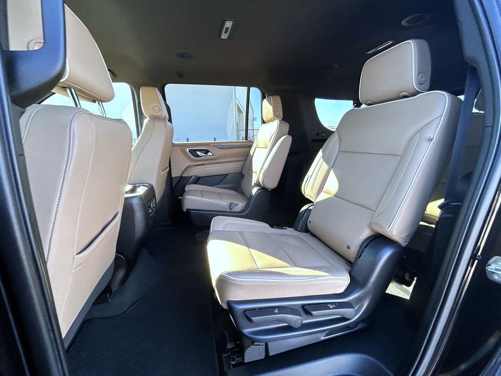 Certified 2023 Chevrolet Suburban Premier image 20