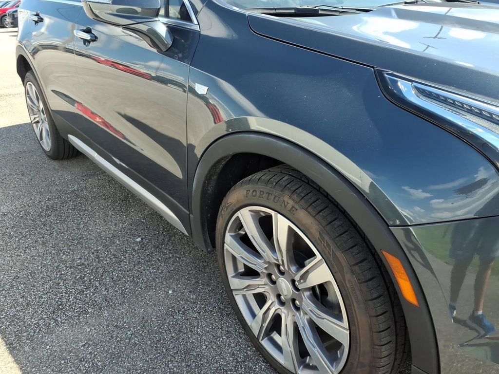 Used 2021 Cadillac XT4 Premium Luxury FWD image 18