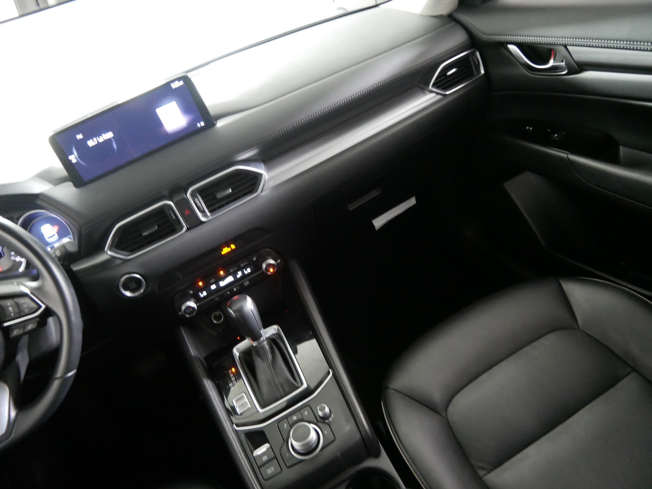 Used 2025 MAZDA CX-5 AWD 2.5 S w/ Select Package image 11