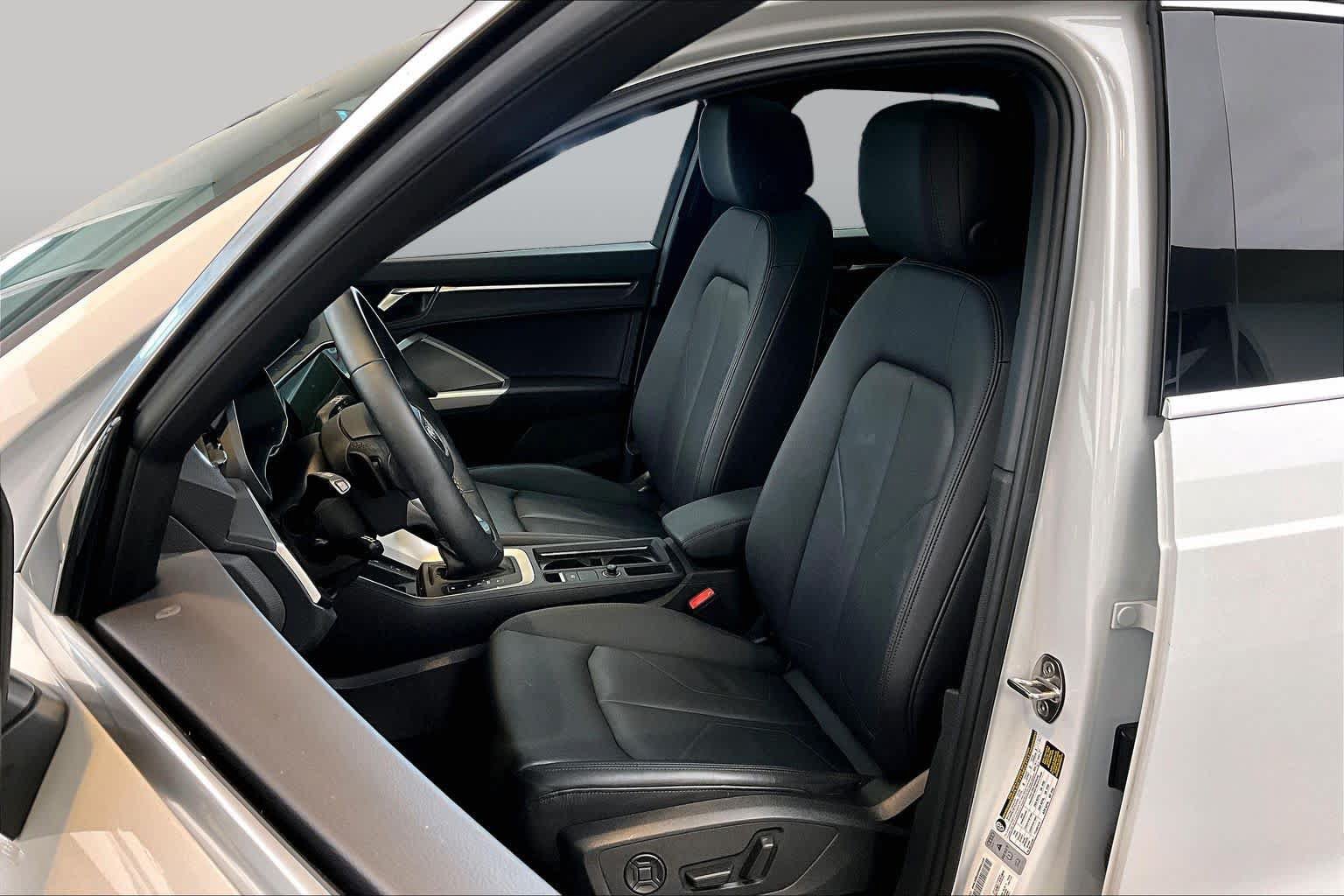 Certified 2024 Audi Q3 2.0T Premium AWD/4WD image 8