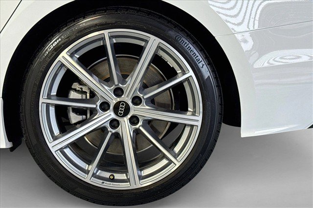 Used 2025 Audi A5 2.0T Premium AWD/4WD image 30
