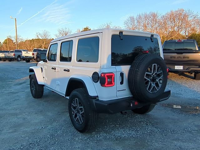 New 2025 Jeep Wrangler Unlimited Sahara w/ Technology Group AWD/4WD image 3