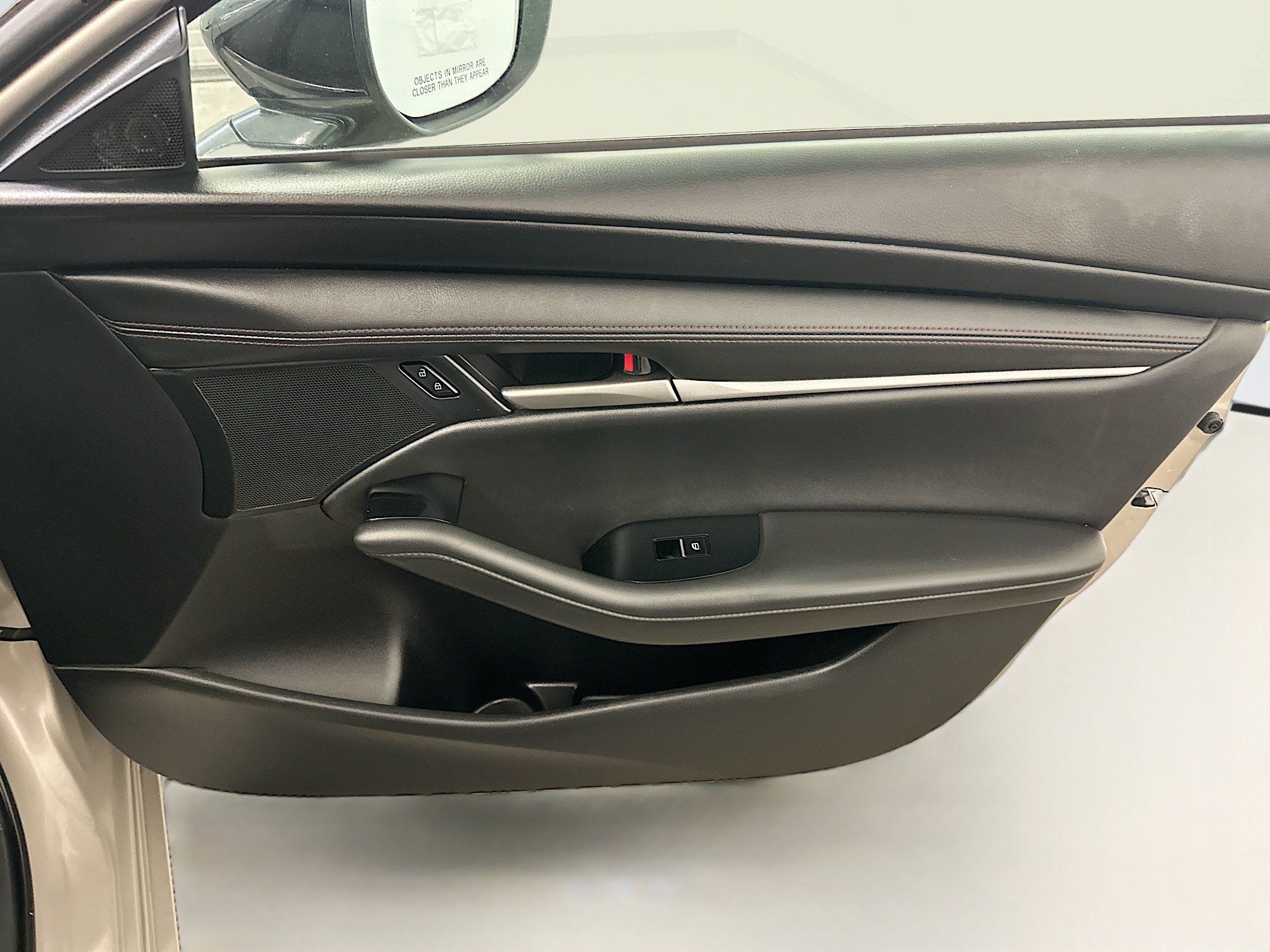 Used 2024 MAZDA MAZDA3 s FWD image 33
