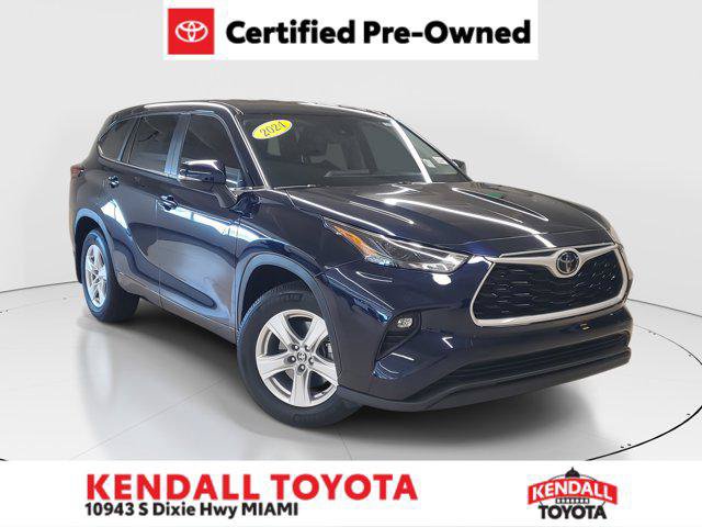 Certified 2024 Toyota Highlander LE FWD image 1