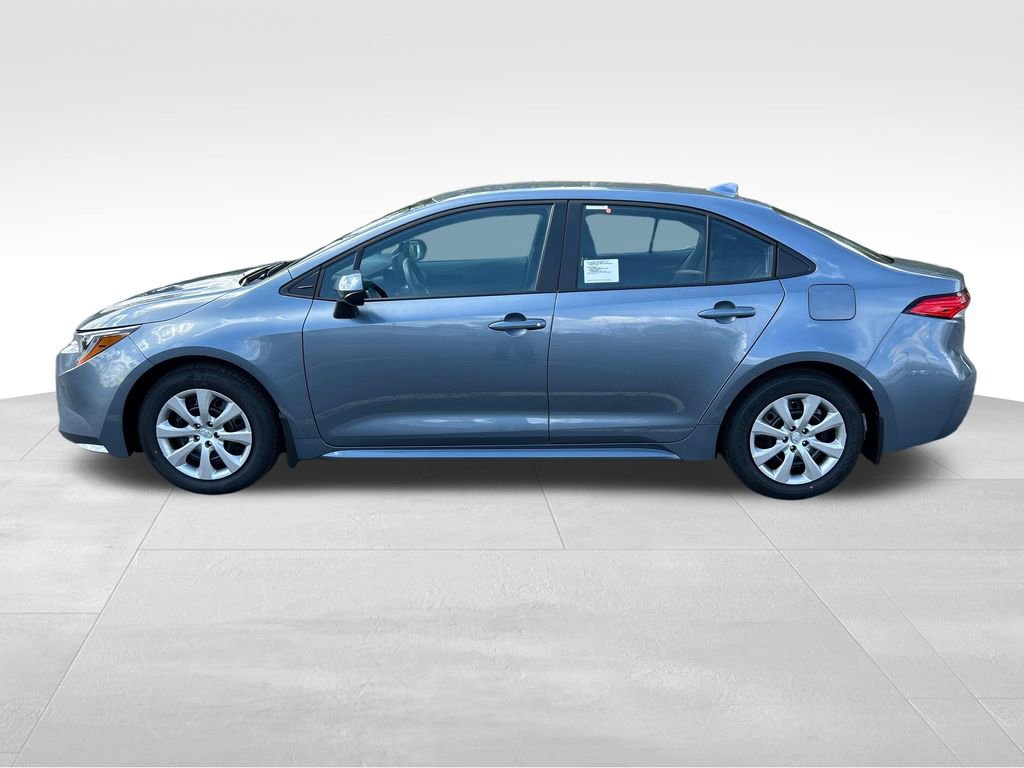 New 2026 Toyota Corolla LE FWD image 2