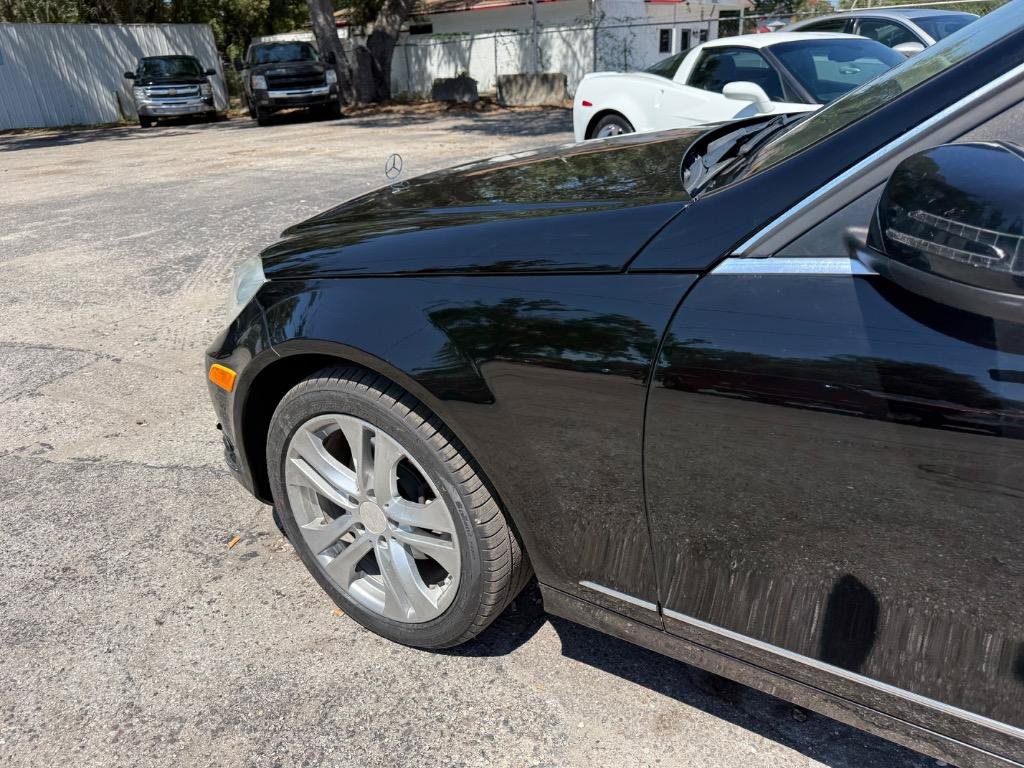 Used 2012 Mercedes-Benz C 300 4MATIC Sedan image 19
