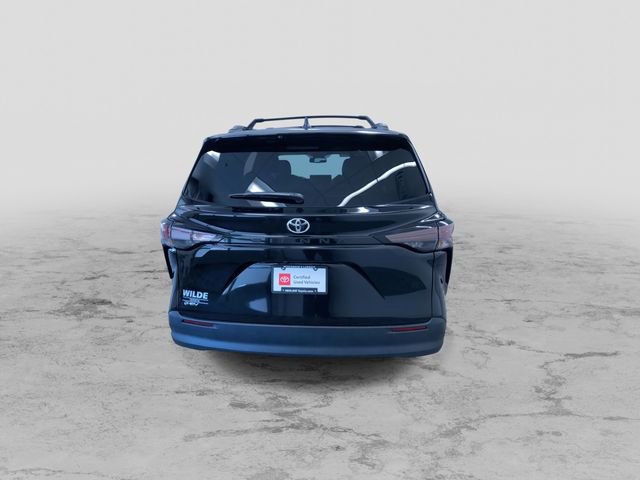Certified 2026 Toyota Sienna LE FWD image 8