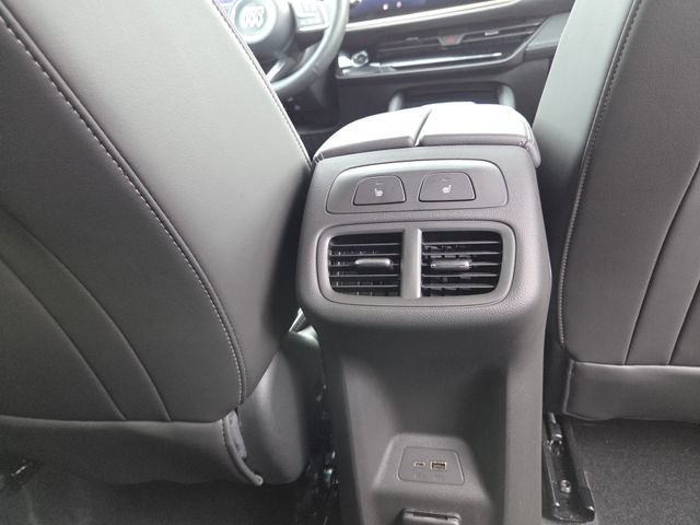 Used 2024 Buick Envision Avenir AWD/4WD image 26