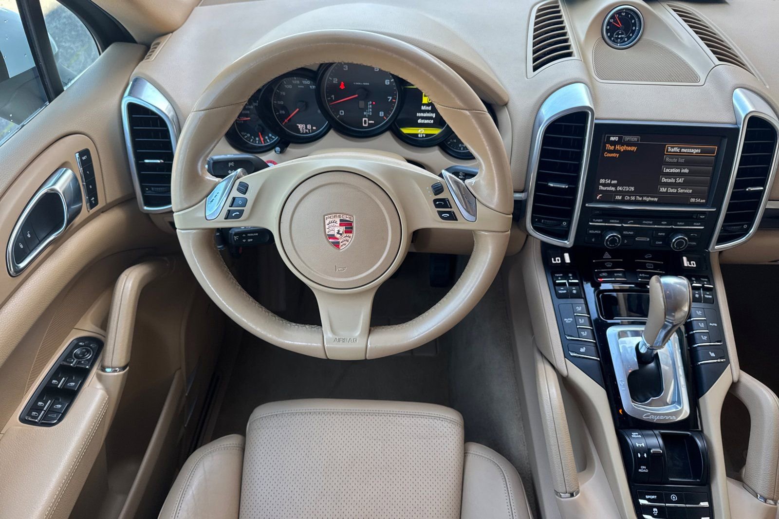 Used 2014 Porsche Cayenne AWD/4WD image 17