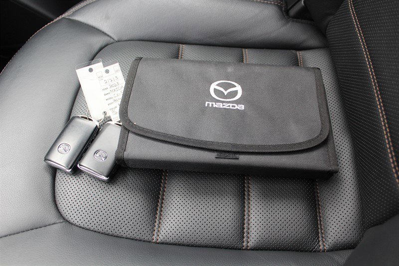 Used 2023 MAZDA CX-5 AWD 2.5 S w/ Premium Package image 17