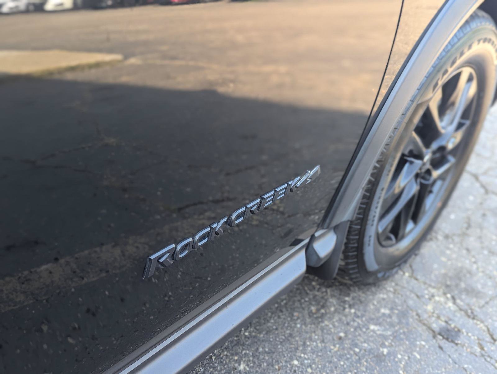 Used 2020 Nissan Pathfinder SL AWD/4WD image 14