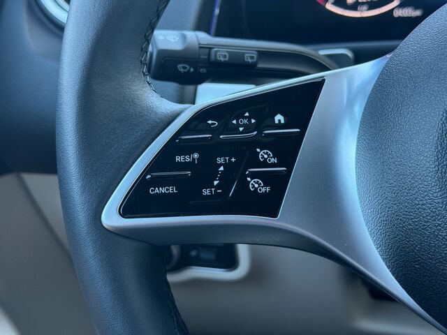 Certified 2025 Mercedes-Benz GLB 250 image 28