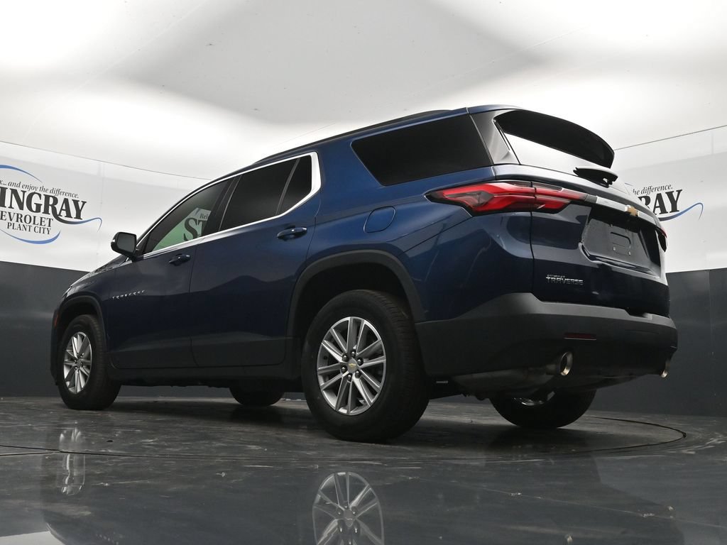 Certified 2023 Chevrolet Traverse LT FWD image 30