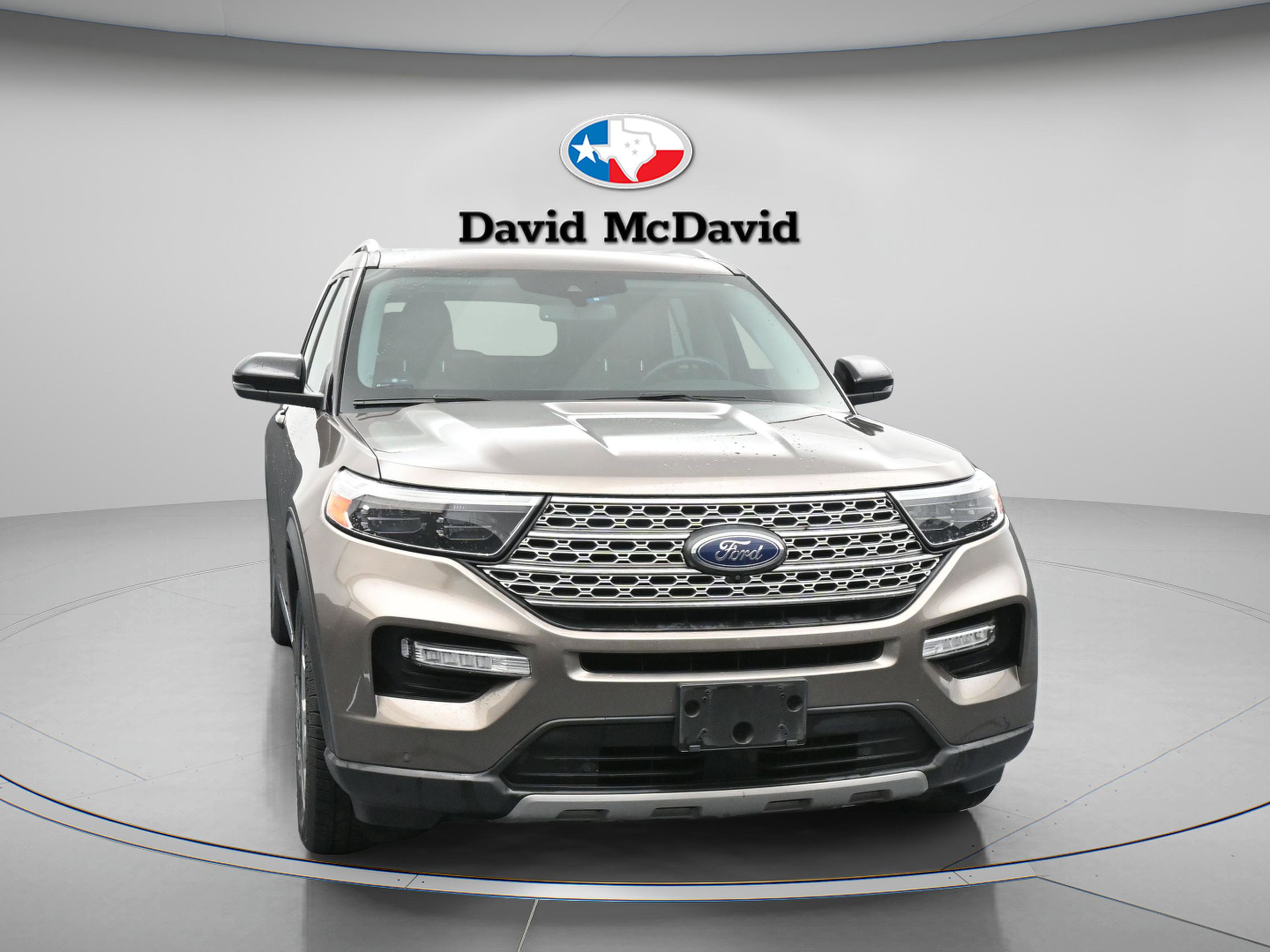 Used 2021 Ford Explorer Limited w/ Equipment Group 301A image 2