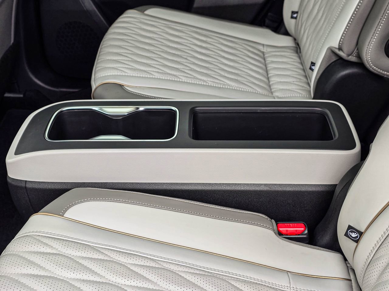 New 2026 INFINITI QX60 Autograph image 40