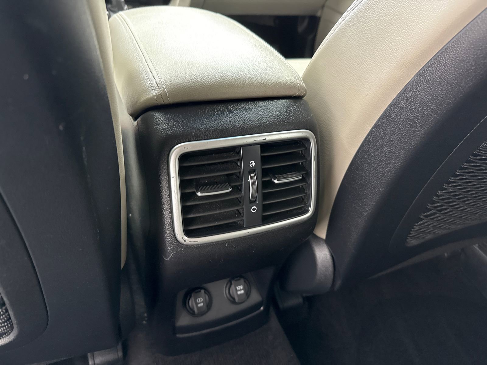 Used 2020 Kia Sportage EX image 38