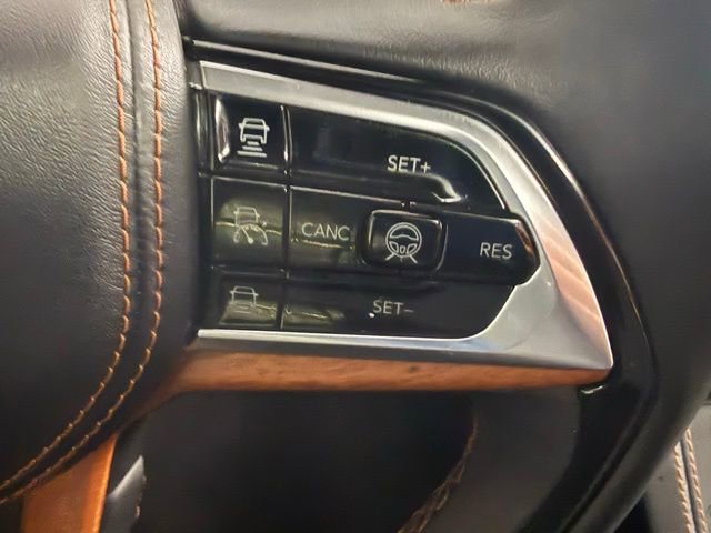 Used 2021 Jeep Grand Cherokee L Summit image 19