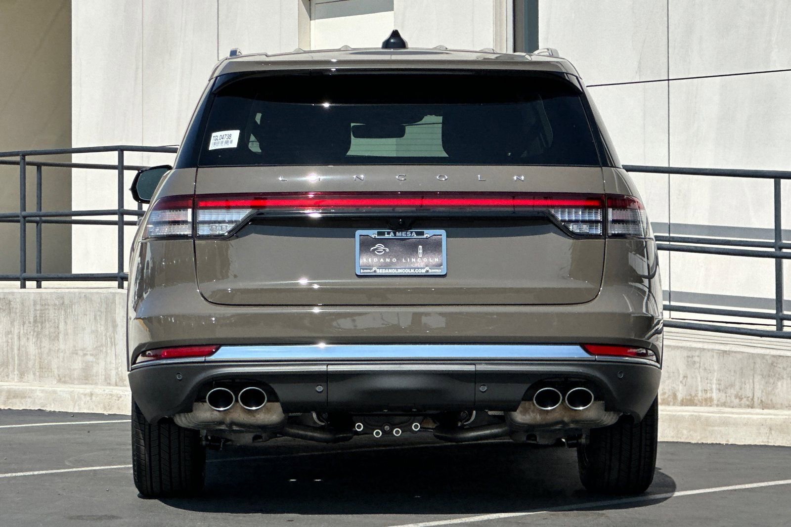 New 2026 Lincoln Aviator 2WD image 4