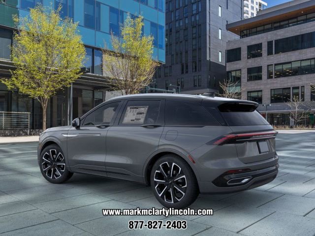 New 2025 Lincoln Nautilus Reserve image 4