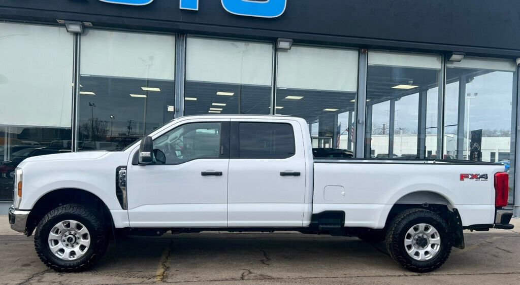 Used 2024 Ford F350 XLT w/ FX4 Off-Road Package image 33