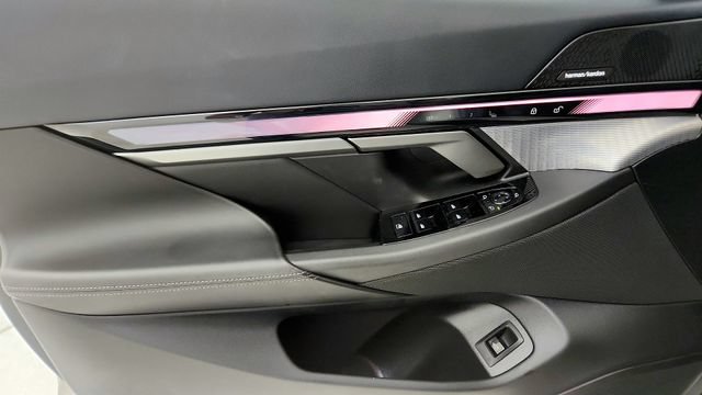 Used 2026 BMW i5 eDrive40 w/ M Sport Package RWD image 51