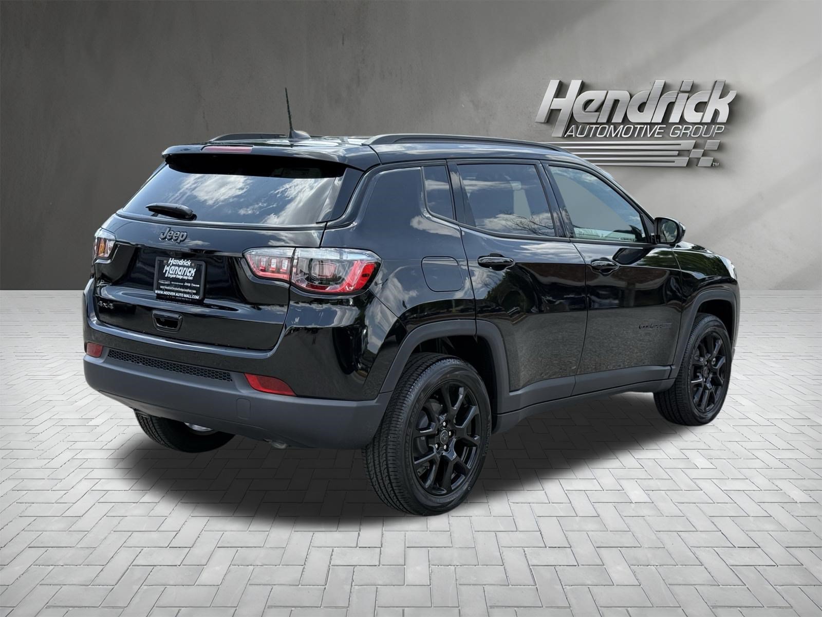 New 2026 Jeep Compass Latitude AWD/4WD image 10